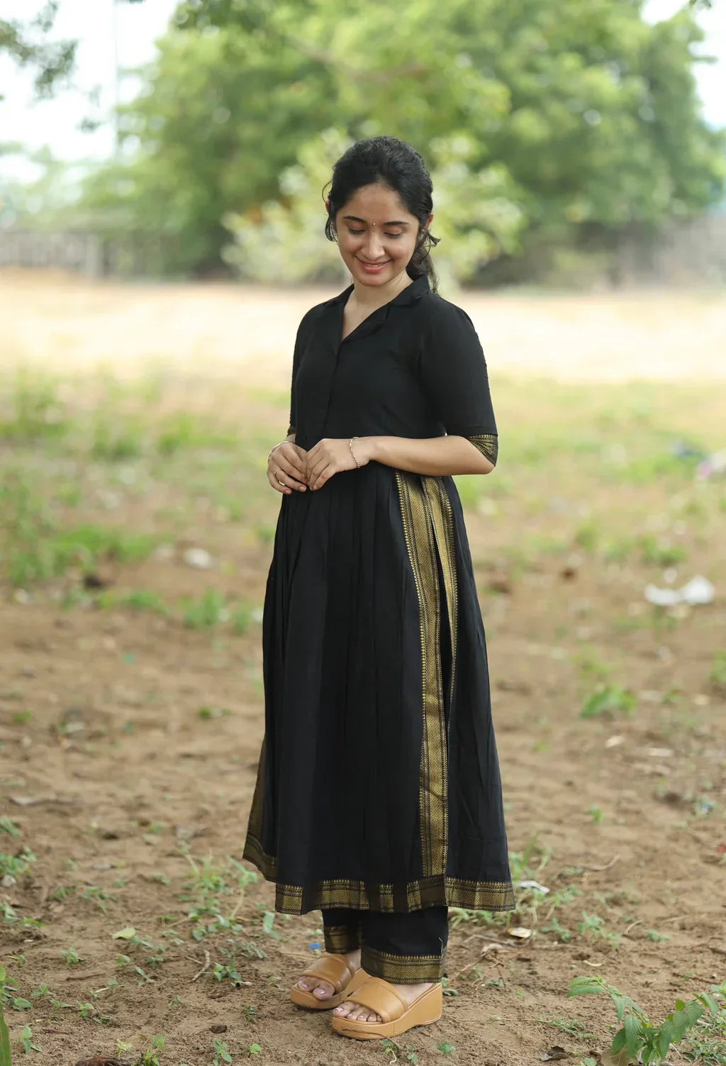 SUBATHRA-Black
