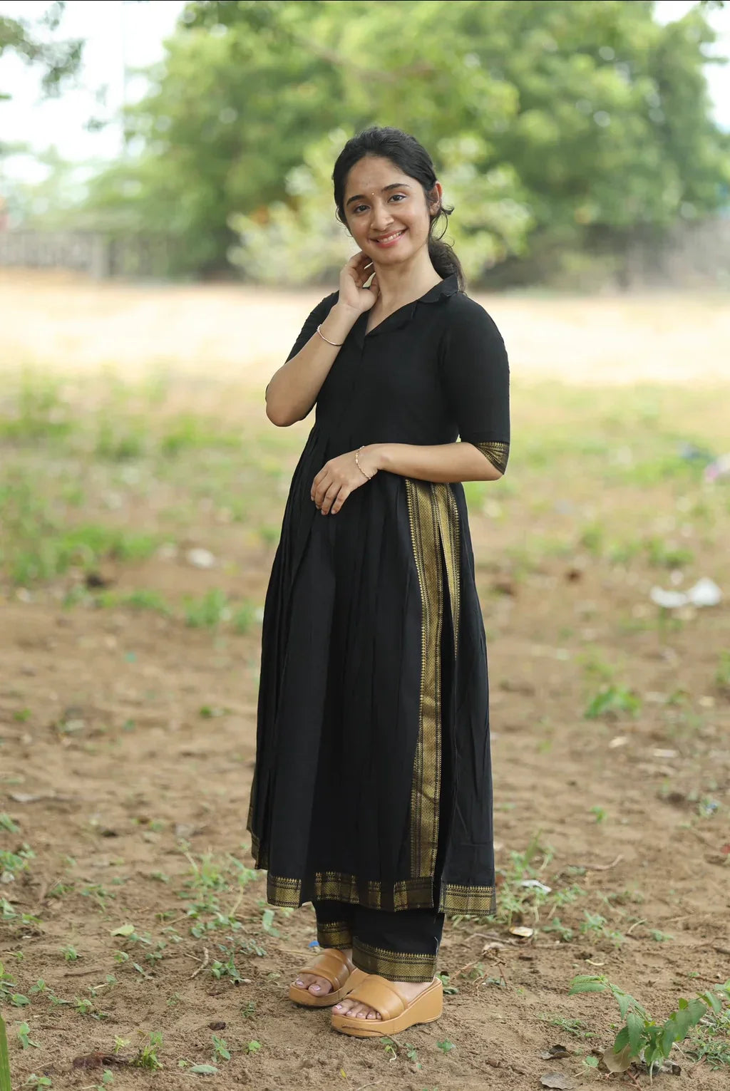SUBATHRA-Black