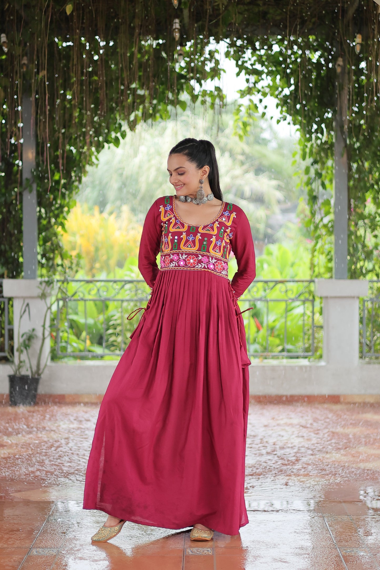 TILTON NAVRATRI SPECIAL RAYON GAMTHI WORK KURTI