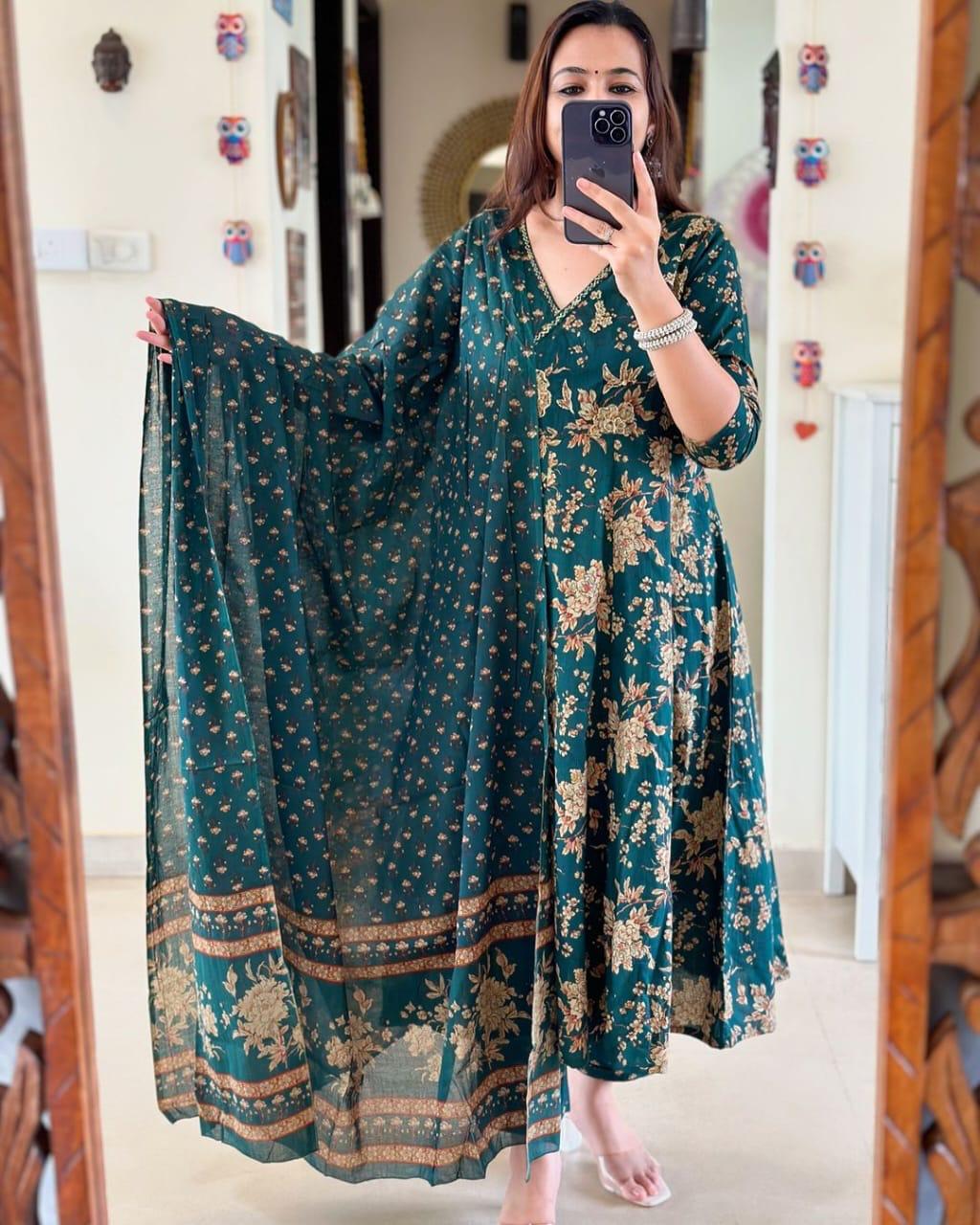 Elegant Green Pure Cotton Anarkali Kurta Set: Angrakha Style for Women