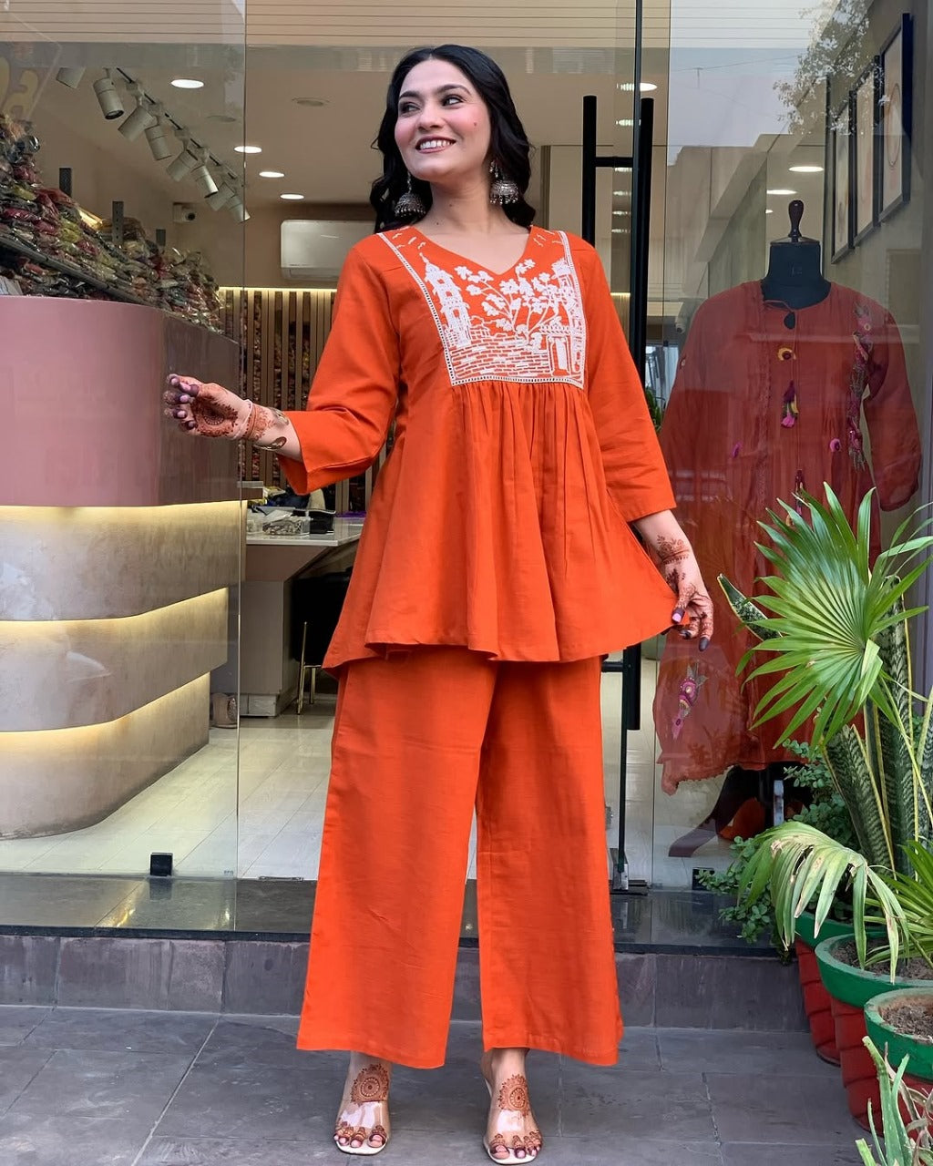Elegant Embroidered Cotton Slub Kurta and Pant Set for Women's Fashion