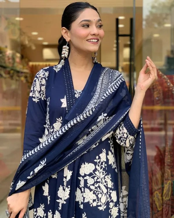 Royal Blue Roman Silk Kurta Set: Banarasi Dupatta, Elegant Sequence Work