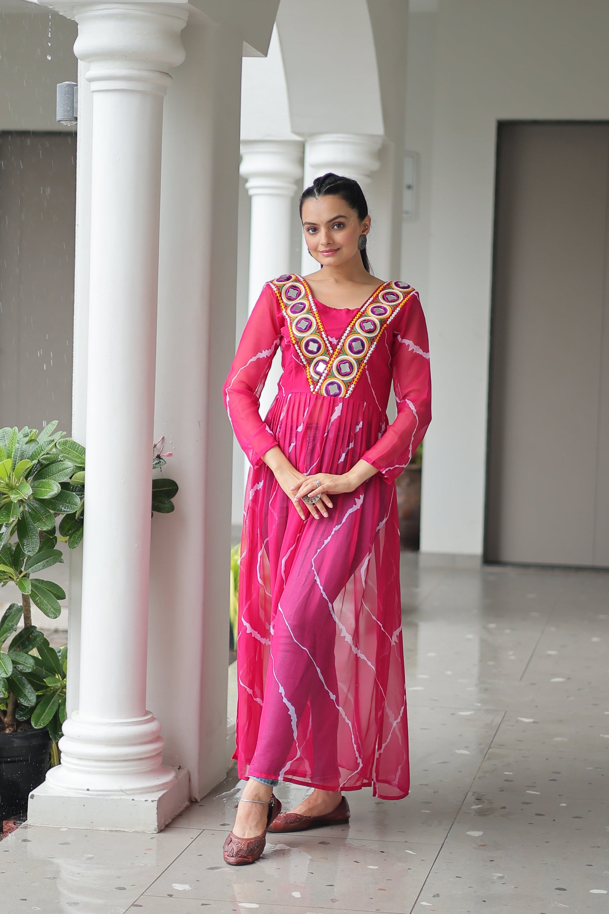 TILTON NAVRATRI SPECIAL LEHRIYA PRINT KURTI WITH KUTCHI PATCHWORK