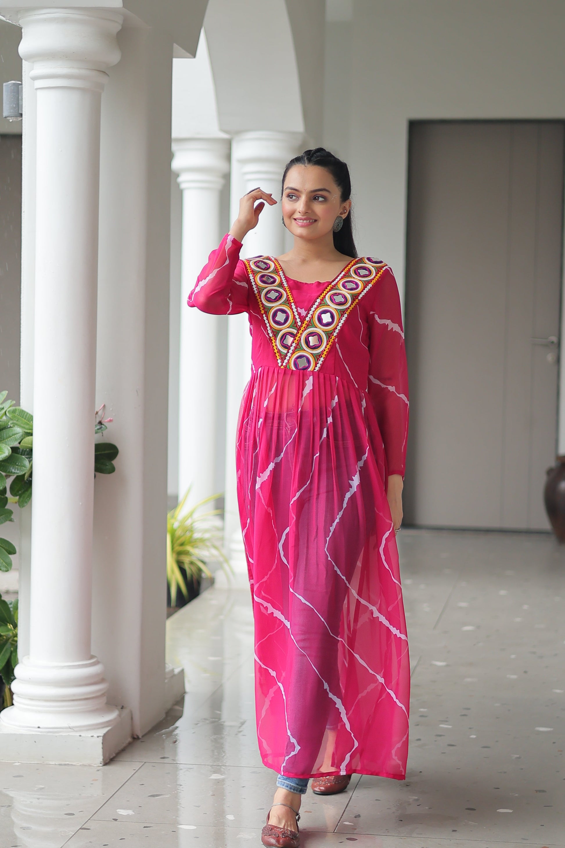 TILTON NAVRATRI SPECIAL LEHRIYA PRINT KURTI WITH KUTCHI PATCHWORK