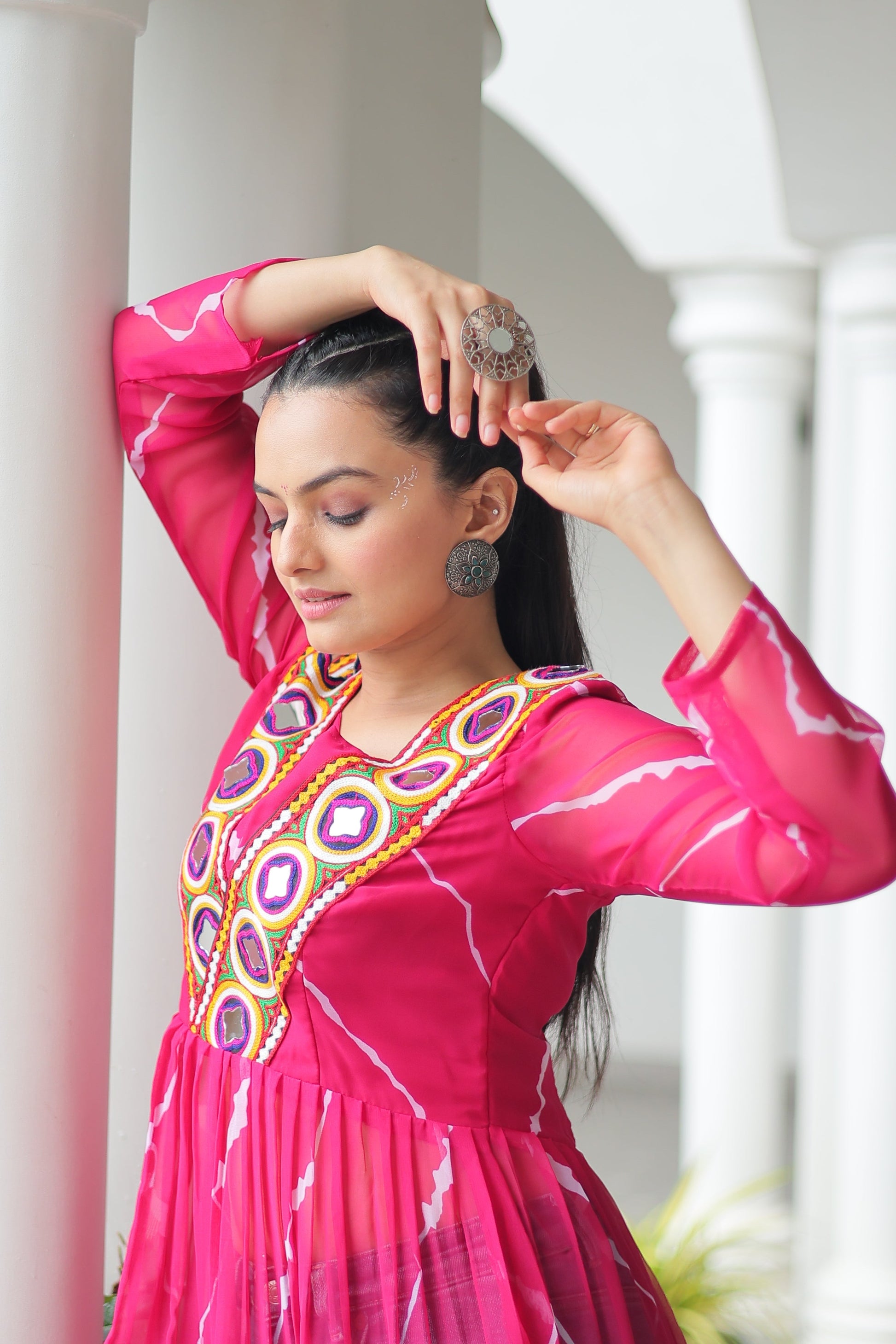 TILTON NAVRATRI SPECIAL LEHRIYA PRINT KURTI WITH KUTCHI PATCHWORK