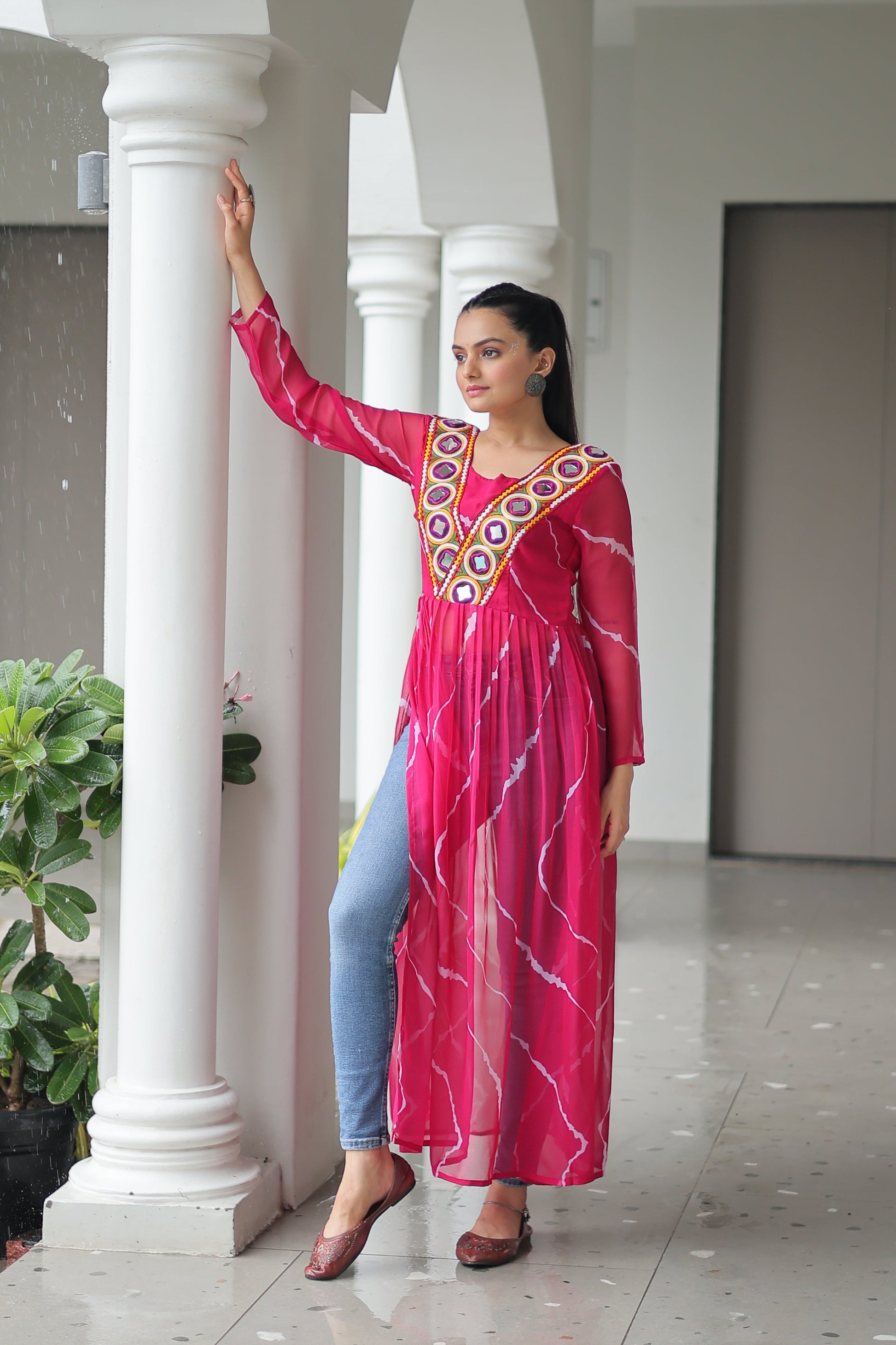 TILTON NAVRATRI SPECIAL LEHRIYA PRINT KURTI WITH KUTCHI PATCHWORK