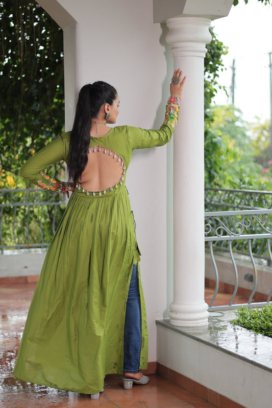 TILTON NAVRATRI SPECIAL RAYON GAMTHI WORK KURTI