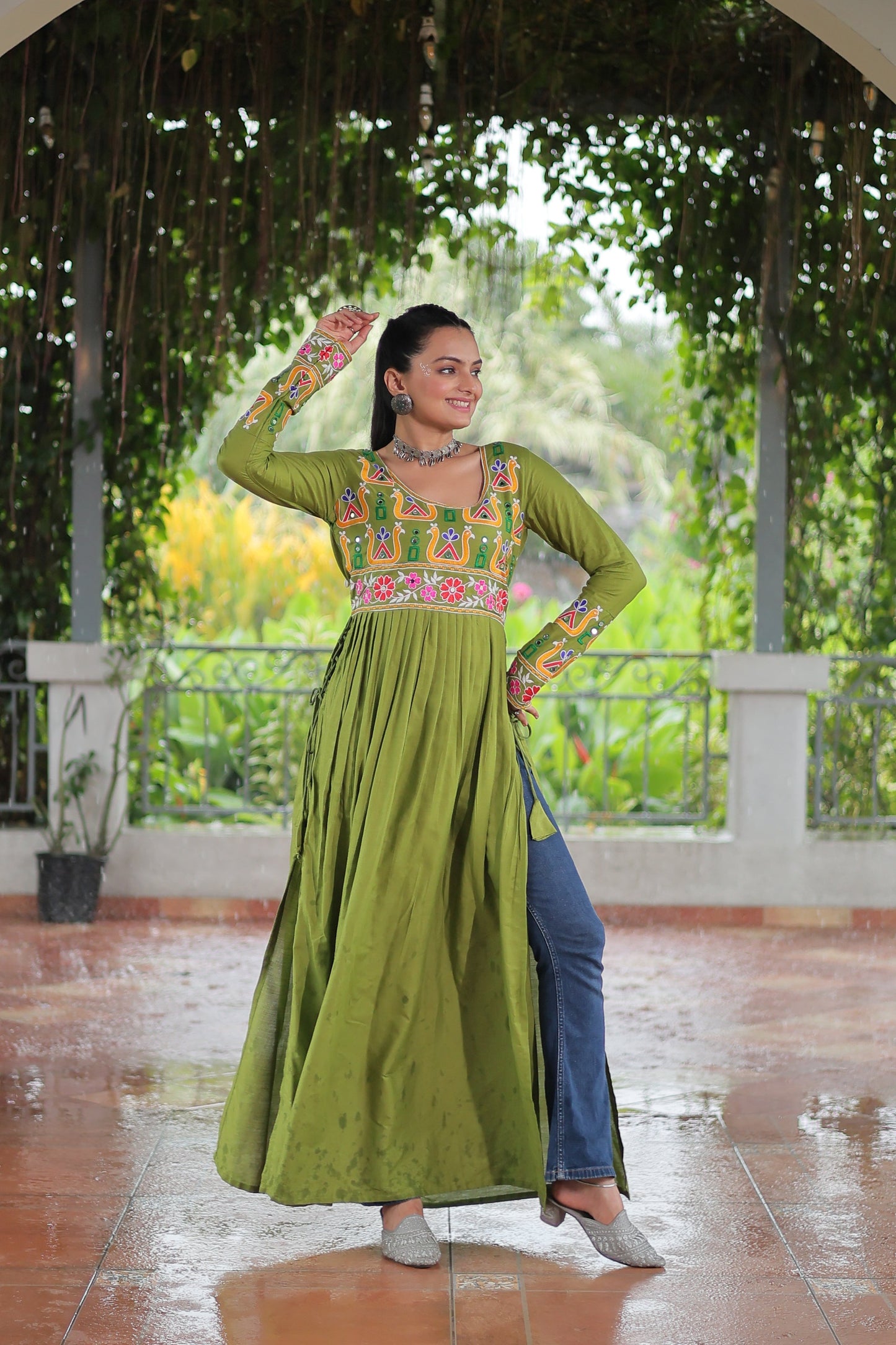 TILTON NAVRATRI SPECIAL RAYON GAMTHI WORK KURTI