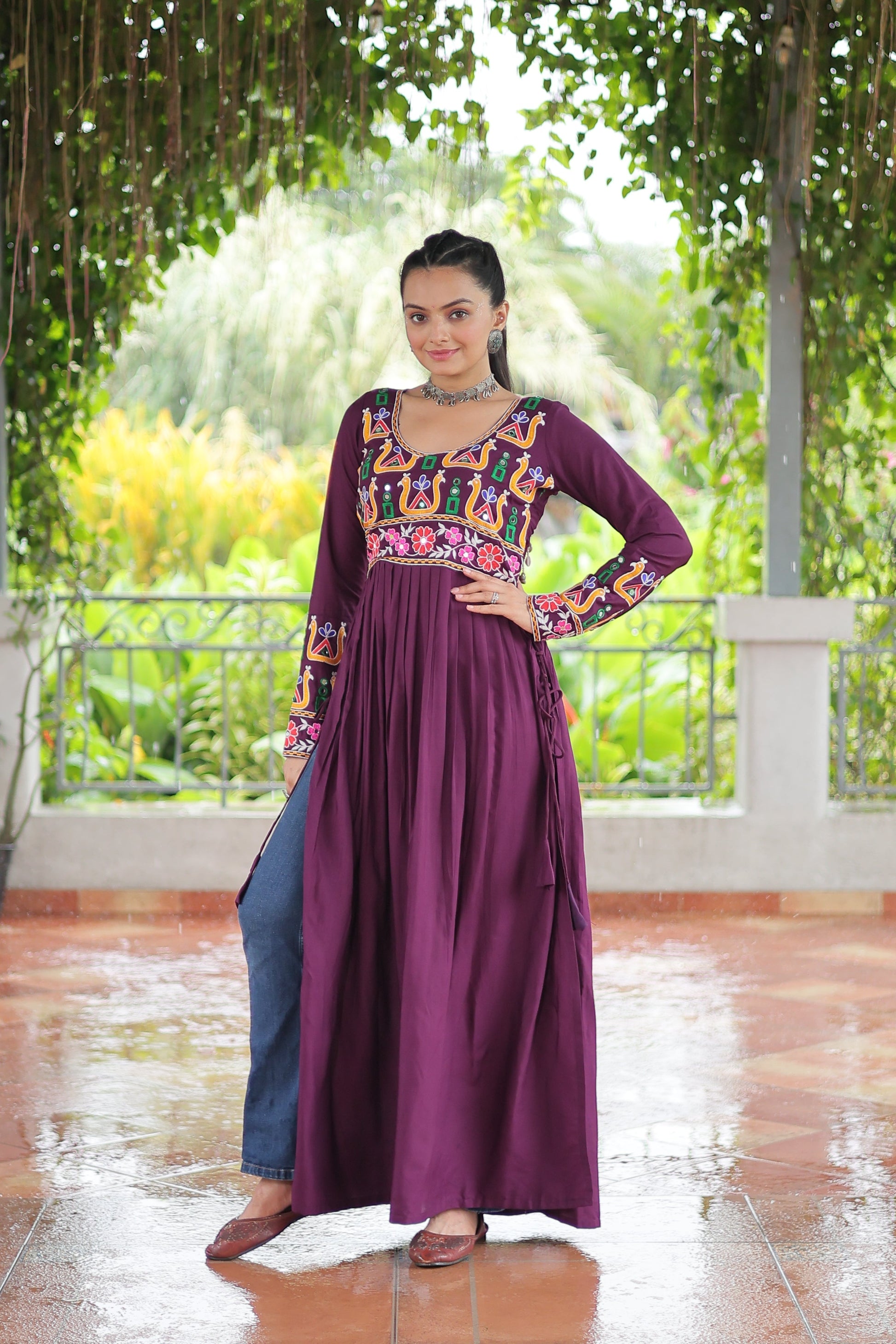 TILTON NAVRATRI SPECIAL RAYON GAMTHI WORK KURTI