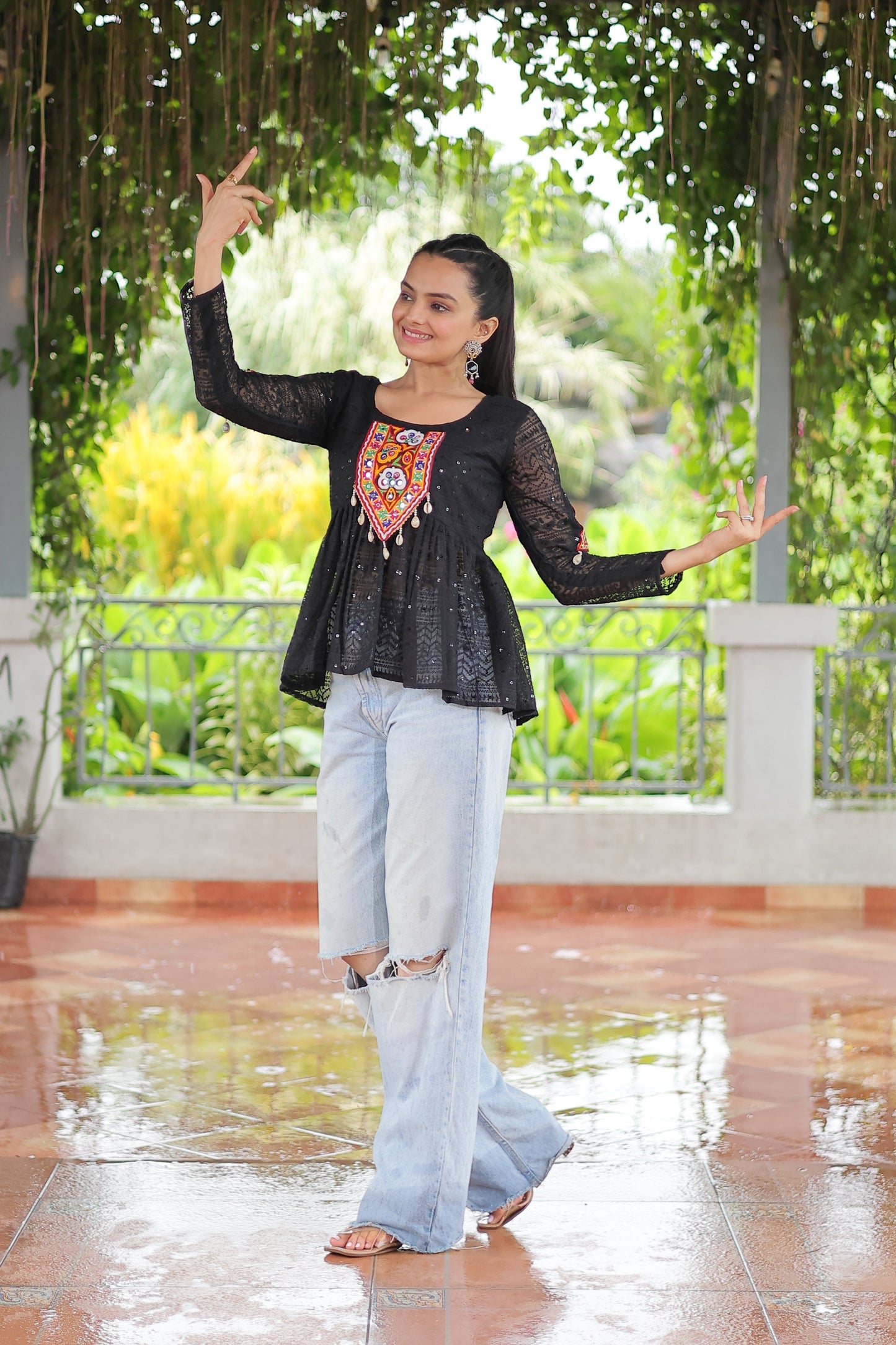 TILTON NAVRATRI SPECIAL GAMTHI PATCHWORK GEORGETTE TOP