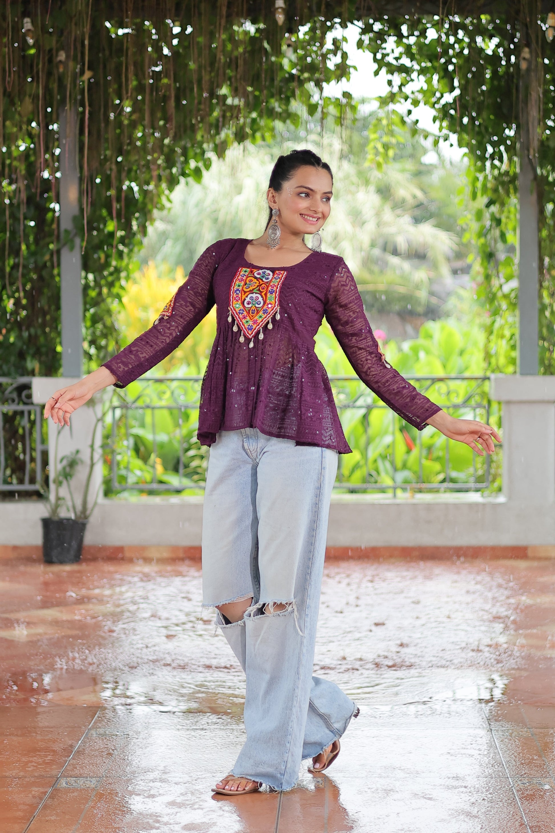 TILTON NAVRATRI SPECIAL GAMTHI PATCHWORK GEORGETTE TOP