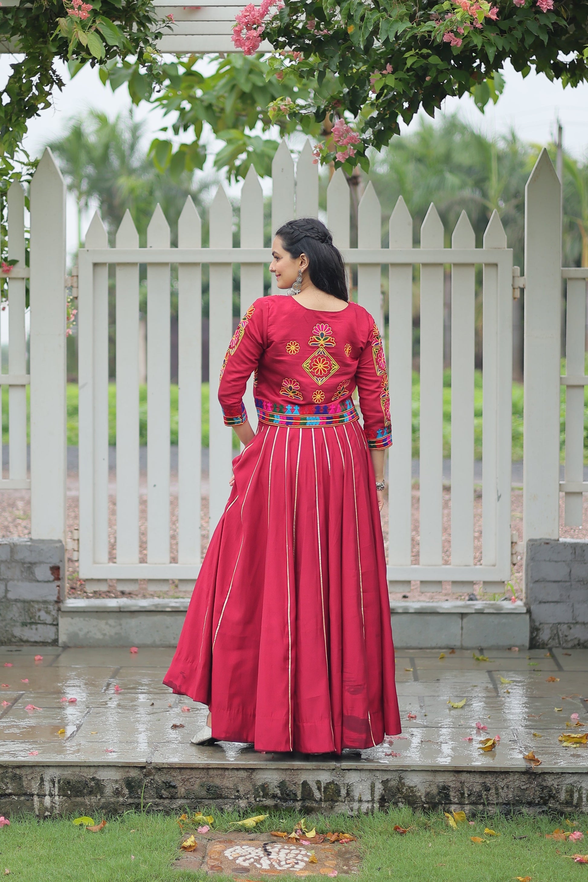TILTON NAVRATRI SPECIAL GAMTHI EMNBROIDERED LEHENGA CHOLI WITH KOTI