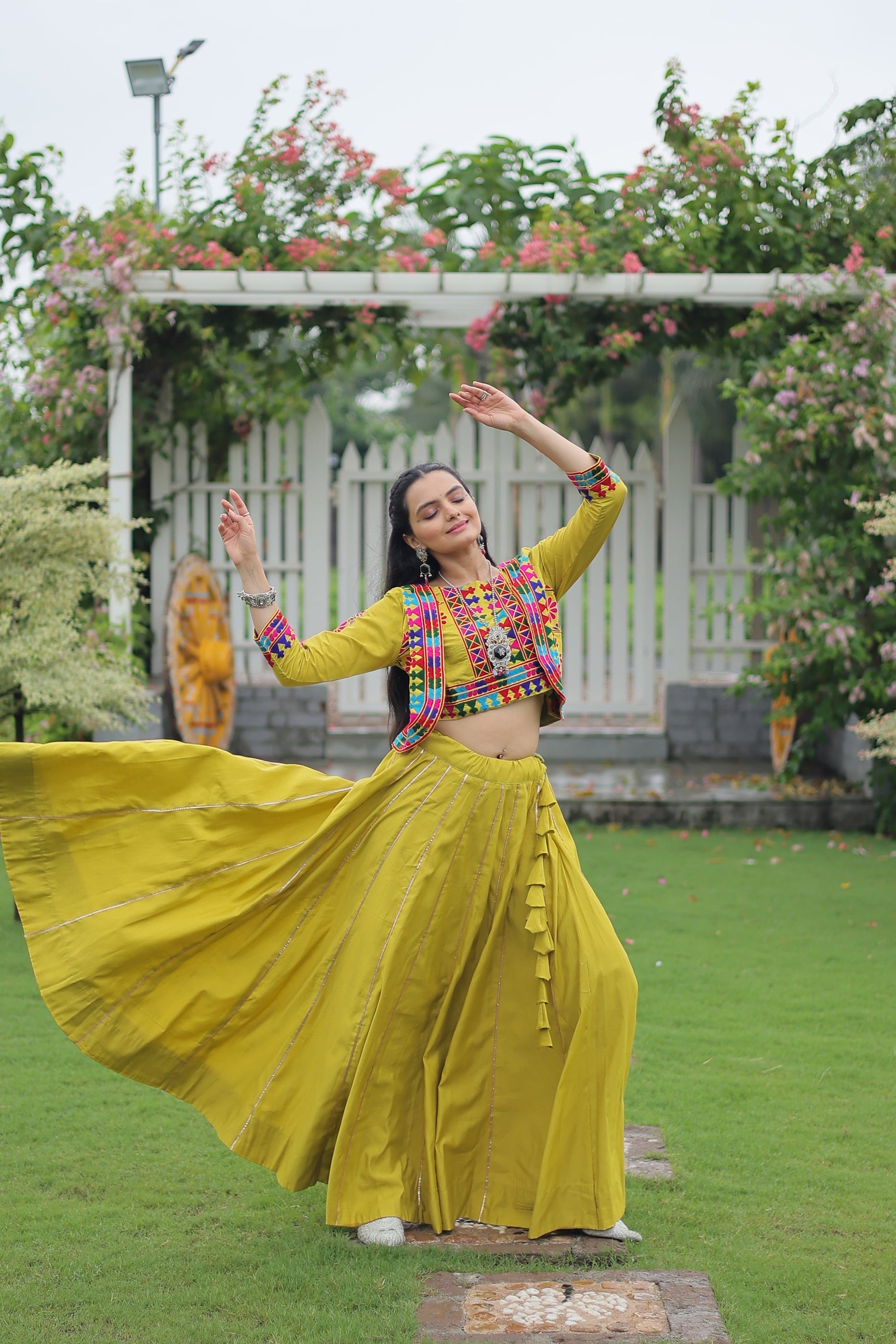 TILTON NAVRATRI SPECIAL GAMTHI EMNBROIDERED LEHENGA CHOLI WITH KOTI