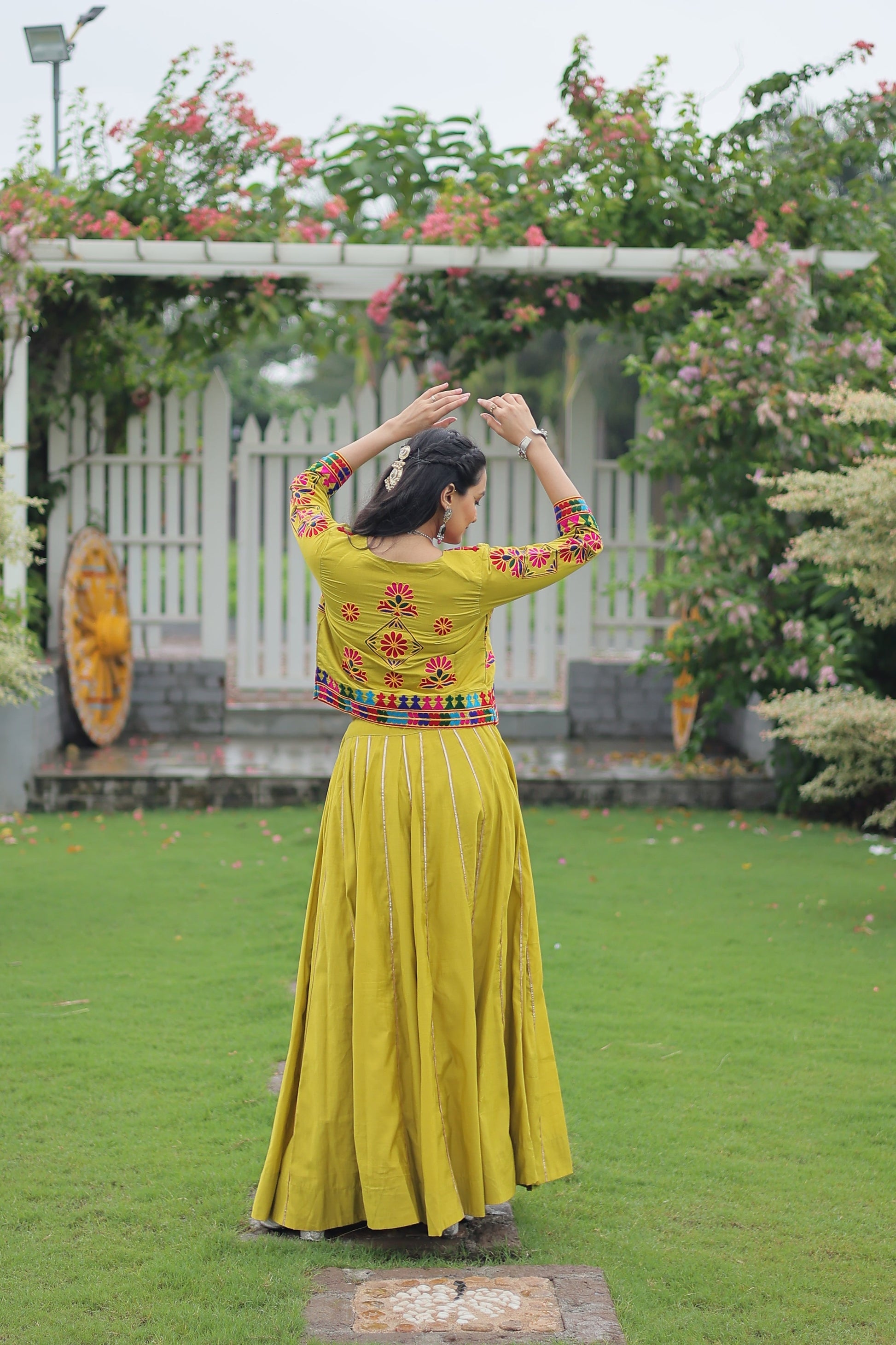 TILTON NAVRATRI SPECIAL GAMTHI EMNBROIDERED LEHENGA CHOLI WITH KOTI