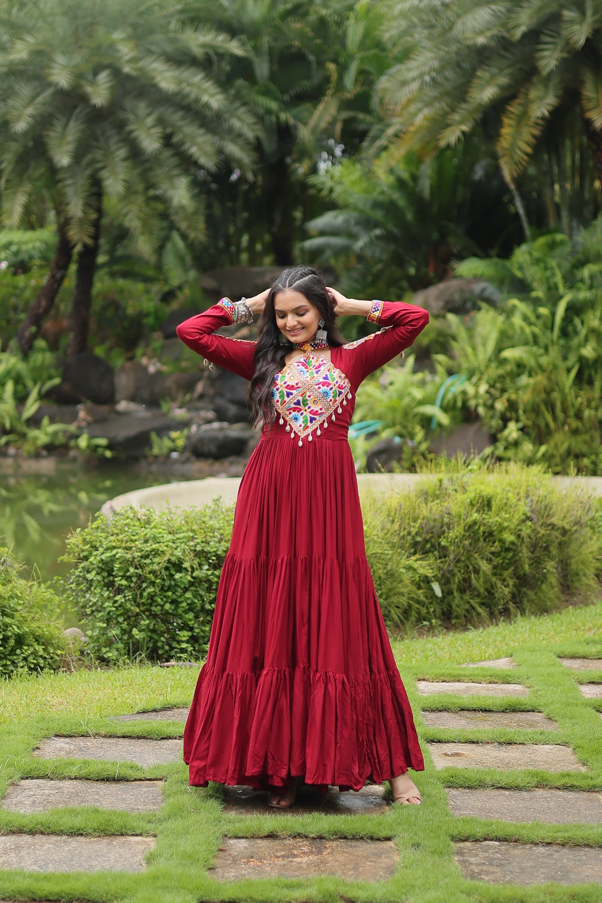 TILTON NAVRATRI SPECIAL KUTCHI GAMTHI WORK GOWN