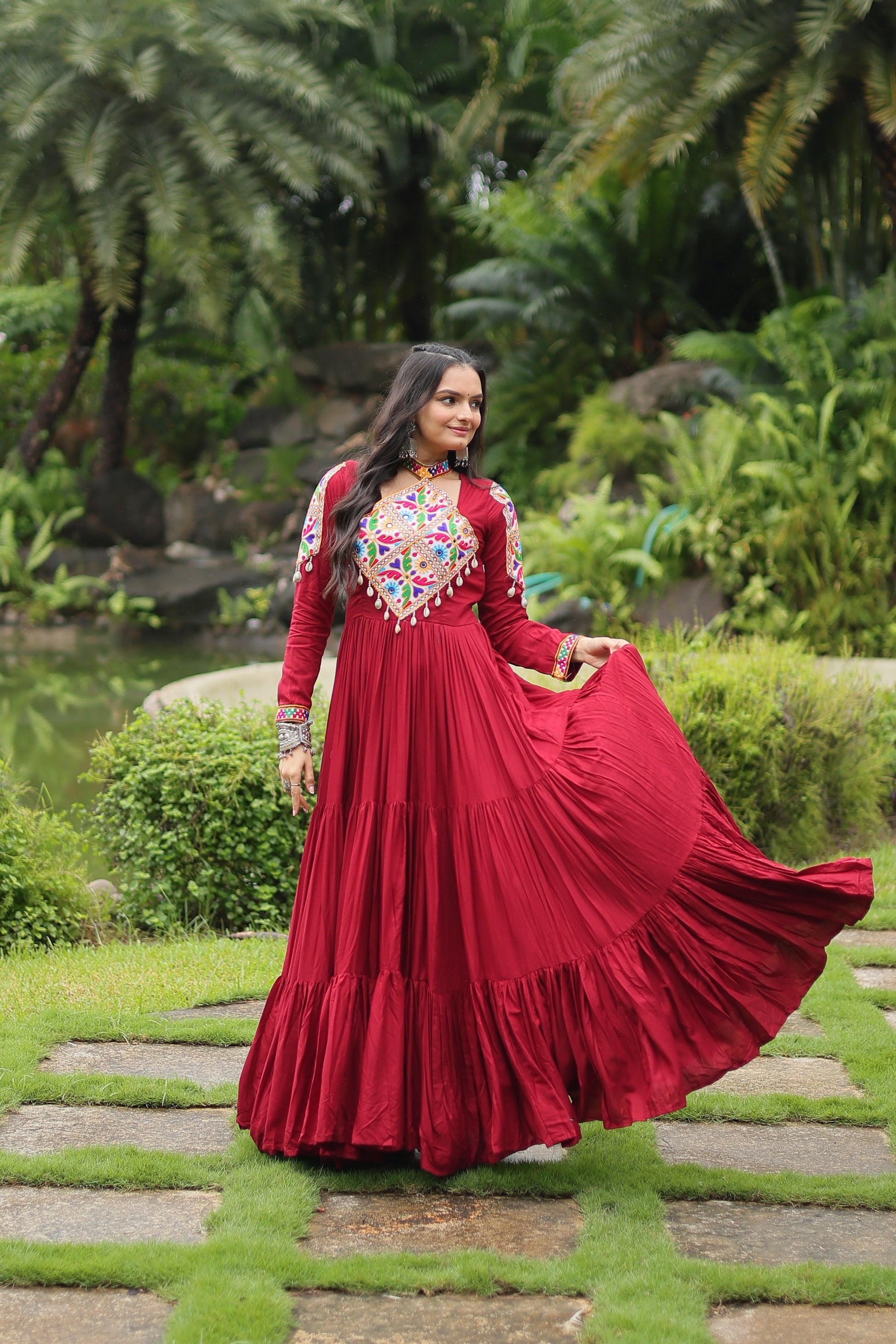 TILTON NAVRATRI SPECIAL KUTCHI GAMTHI WORK GOWN