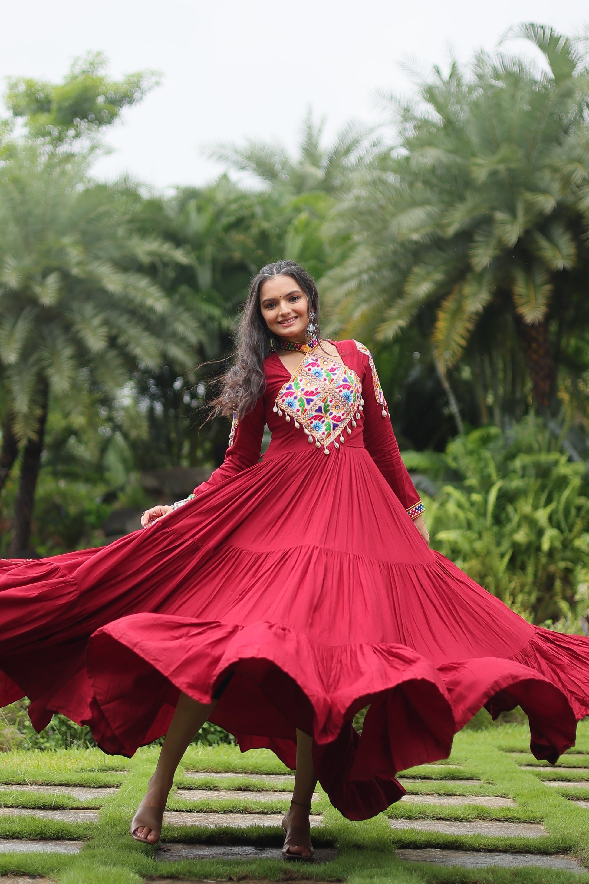 TILTON NAVRATRI SPECIAL KUTCHI GAMTHI WORK GOWN