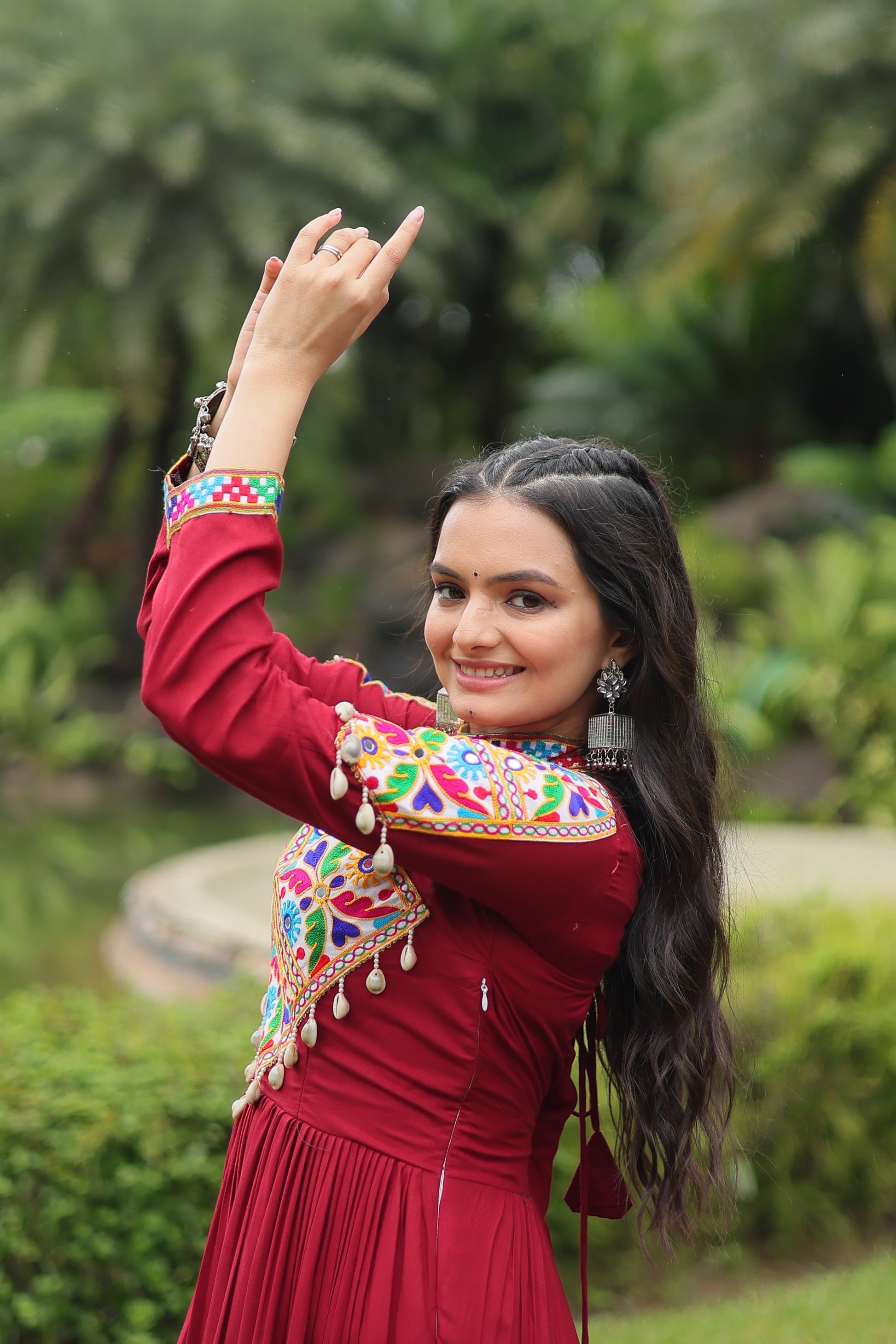 TILTON NAVRATRI SPECIAL KUTCHI GAMTHI WORK GOWN