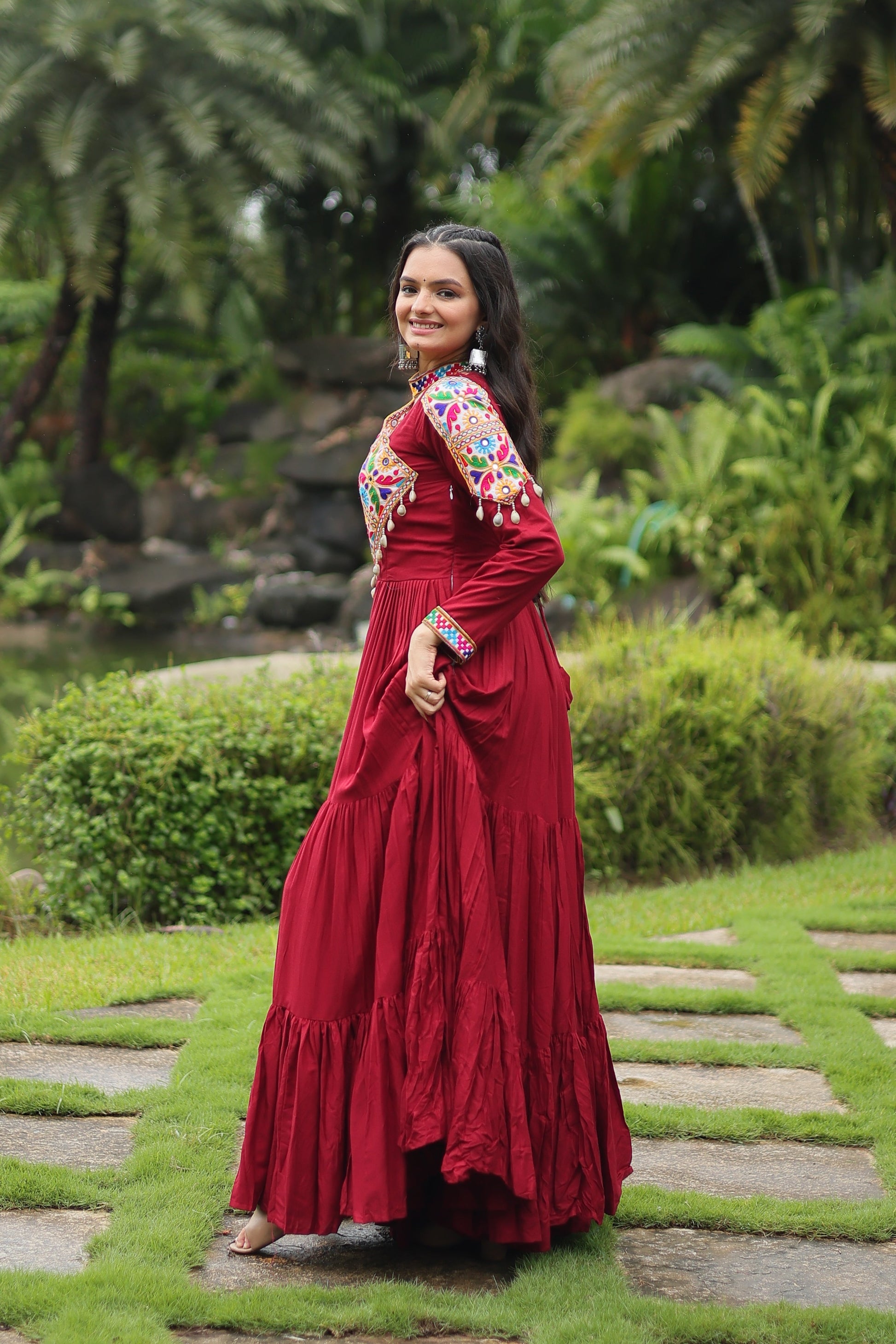 TILTON NAVRATRI SPECIAL KUTCHI GAMTHI WORK GOWN