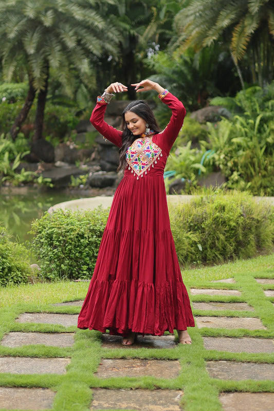 TILTON NAVRATRI SPECIAL KUTCHI GAMTHI WORK GOWN