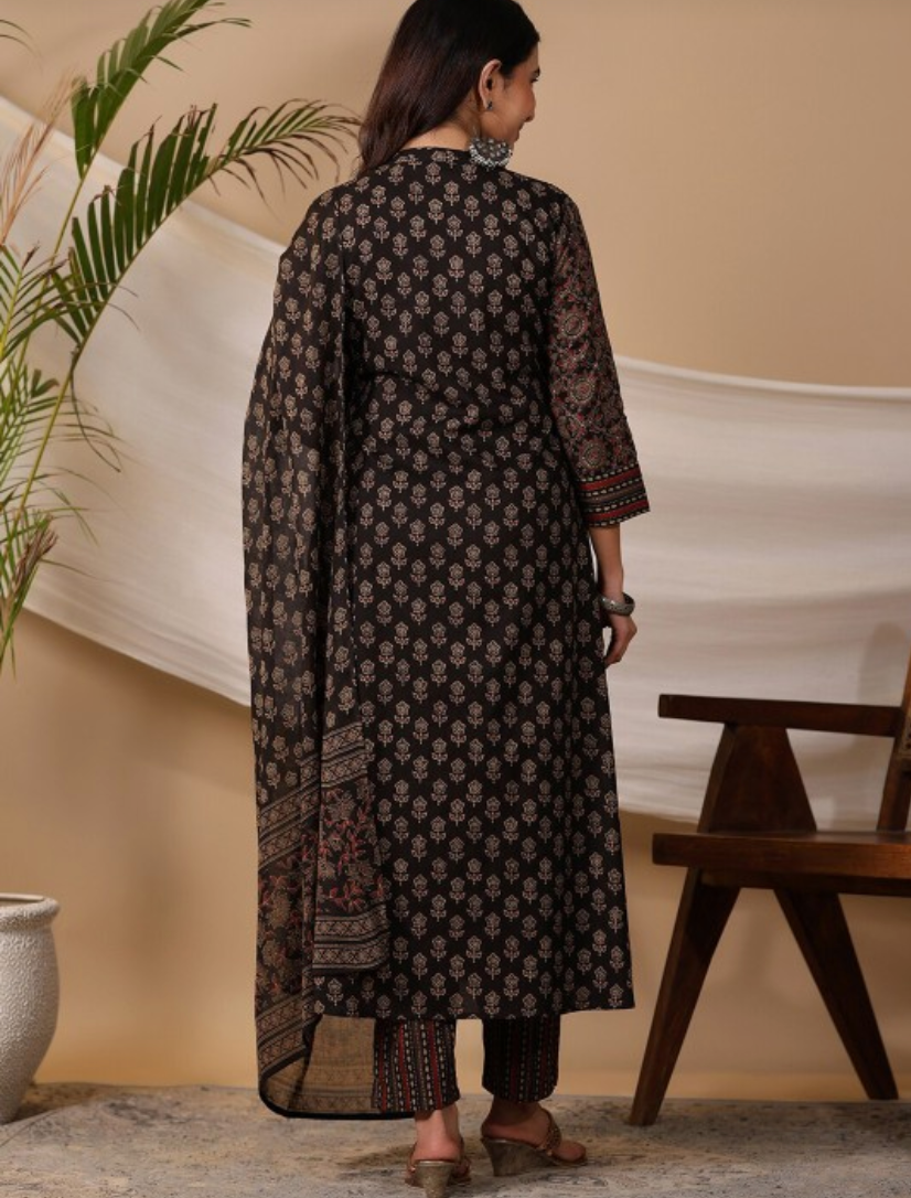 Comfortable Black Pure Cotton Printed Kurta Set with Trousers & Dupatta