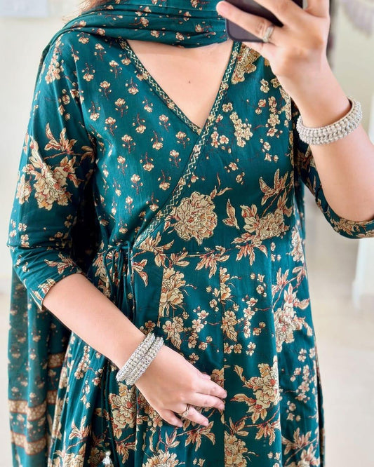 Elegant Green Pure Cotton Anarkali Kurta Set: Angrakha Style for Women