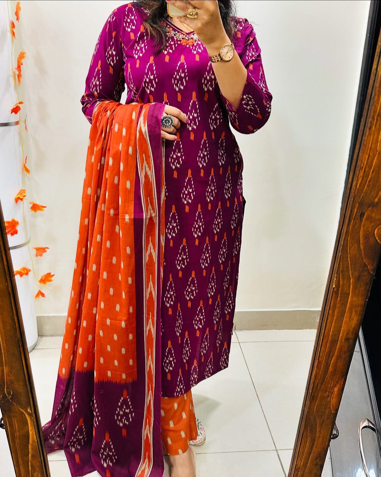 Vibrant Ikkat Print Women's Kurti Pant Dupatta Set - Traditional Style & Comfort