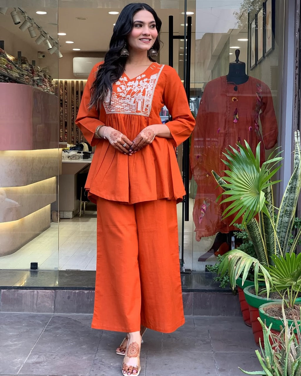 Elegant Embroidered Cotton Slub Kurta and Pant Set for Women's Fashion