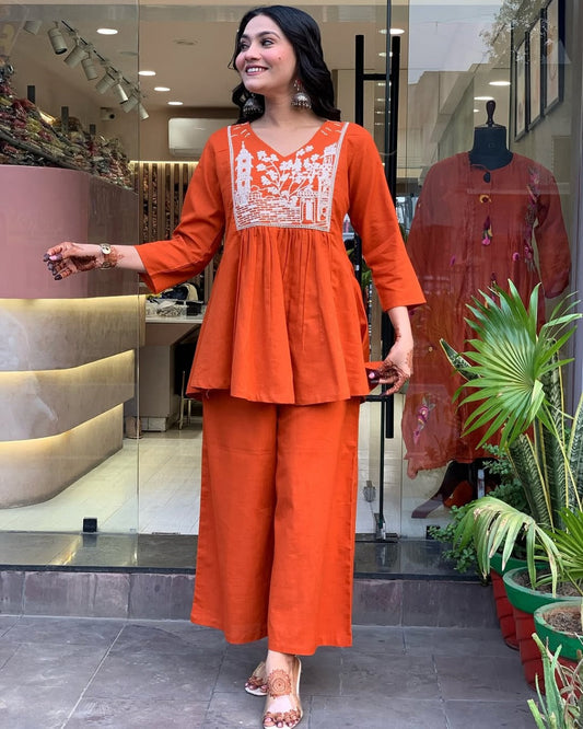 Elegant Embroidered Cotton Slub Kurta and Pant Set for Women's Fashion
