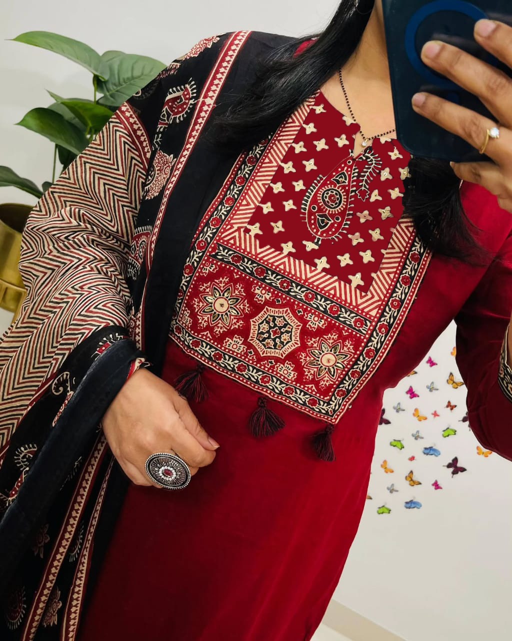 Vibrant Kutch Patch Print Kurta Set with Dupatta & Pant - Ethnic Chic