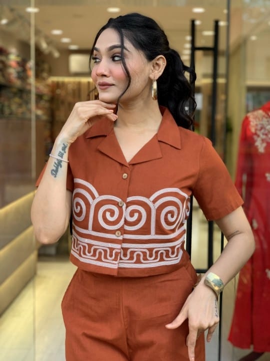 Elegant Women's Embroidered Cotton Cord Set: Stylish Two-Piece Casual Outfit