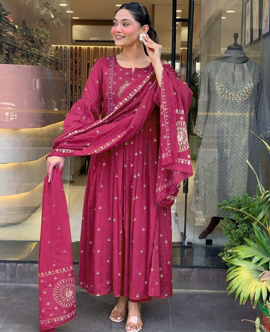 Elegant Maroon Anarkali Kurta Set with Intricate Peacock Embroidery Design