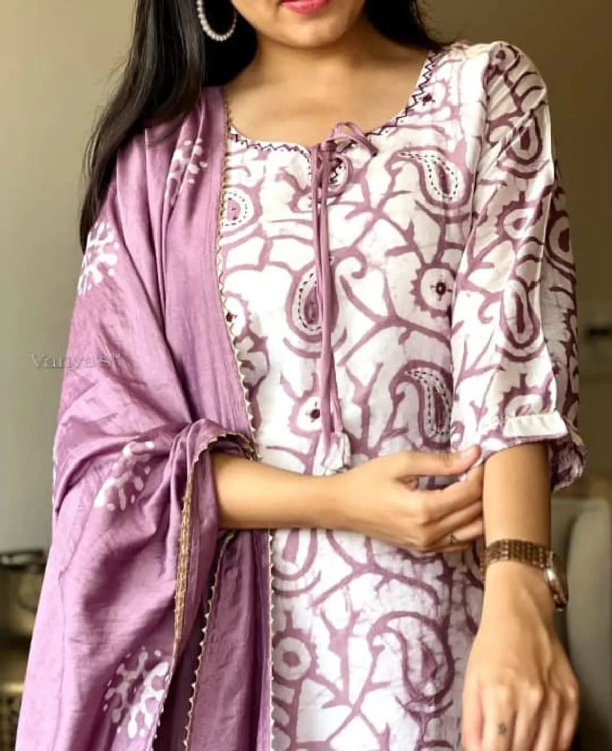 Elegant Lavender Pure Cotton Kurta Set, Breathable Comfort, Stylish Ethnic Wear