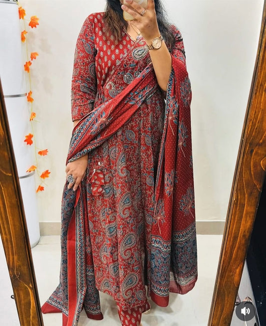 EARTHEN GRACE COSMOS COTTON SUIT SET
